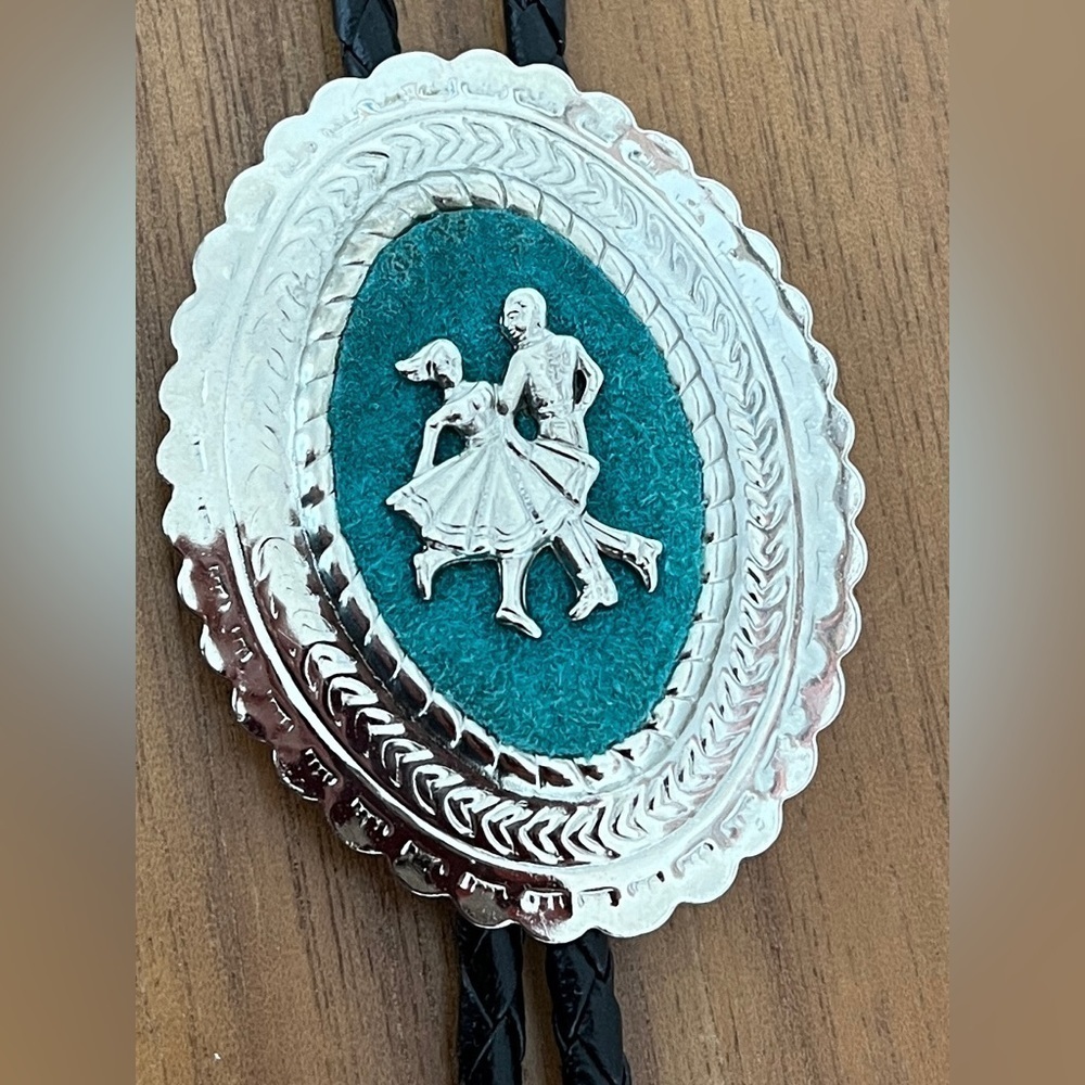 ALUMALINE Bolo Tie & Belt Buckle Matching Set Square Dancers Western Silver Tone - Picture 6 of 15
